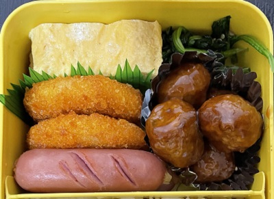 お弁当　おかず　何品