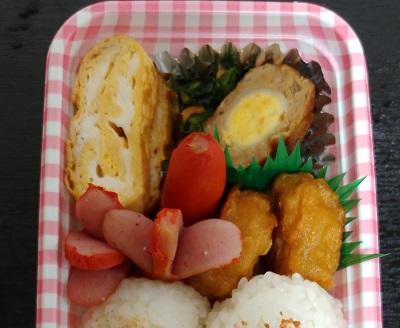 お弁当　緑のバラン